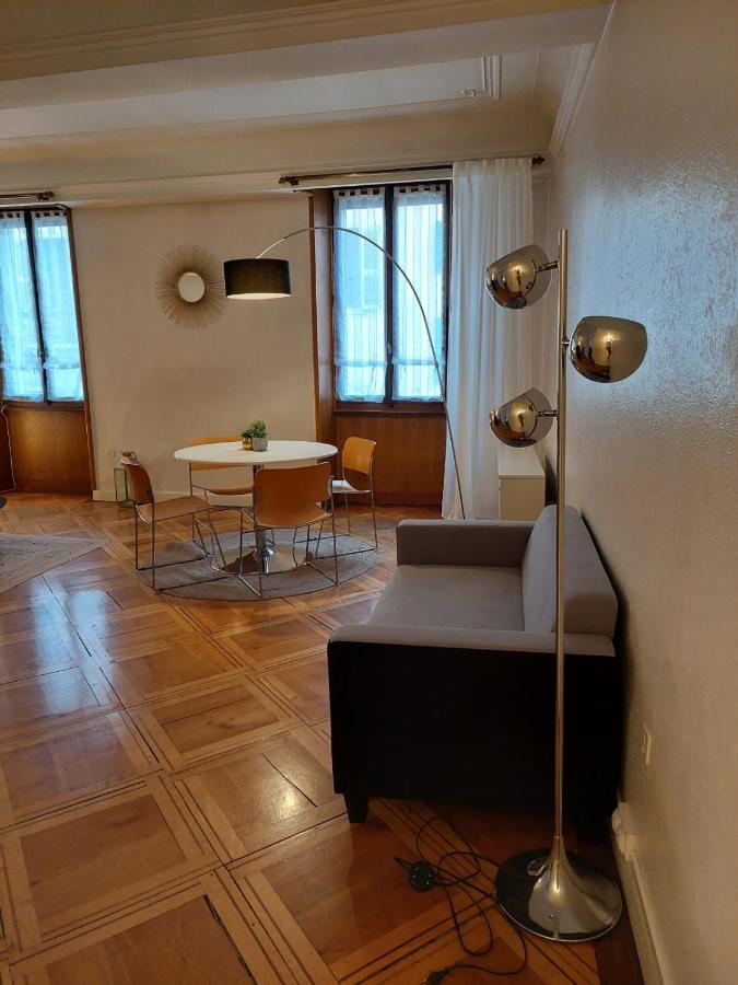 Le Vintage - Appartement En Plein Coeur De La Vieille Ville Annecy Eksteriør bilde